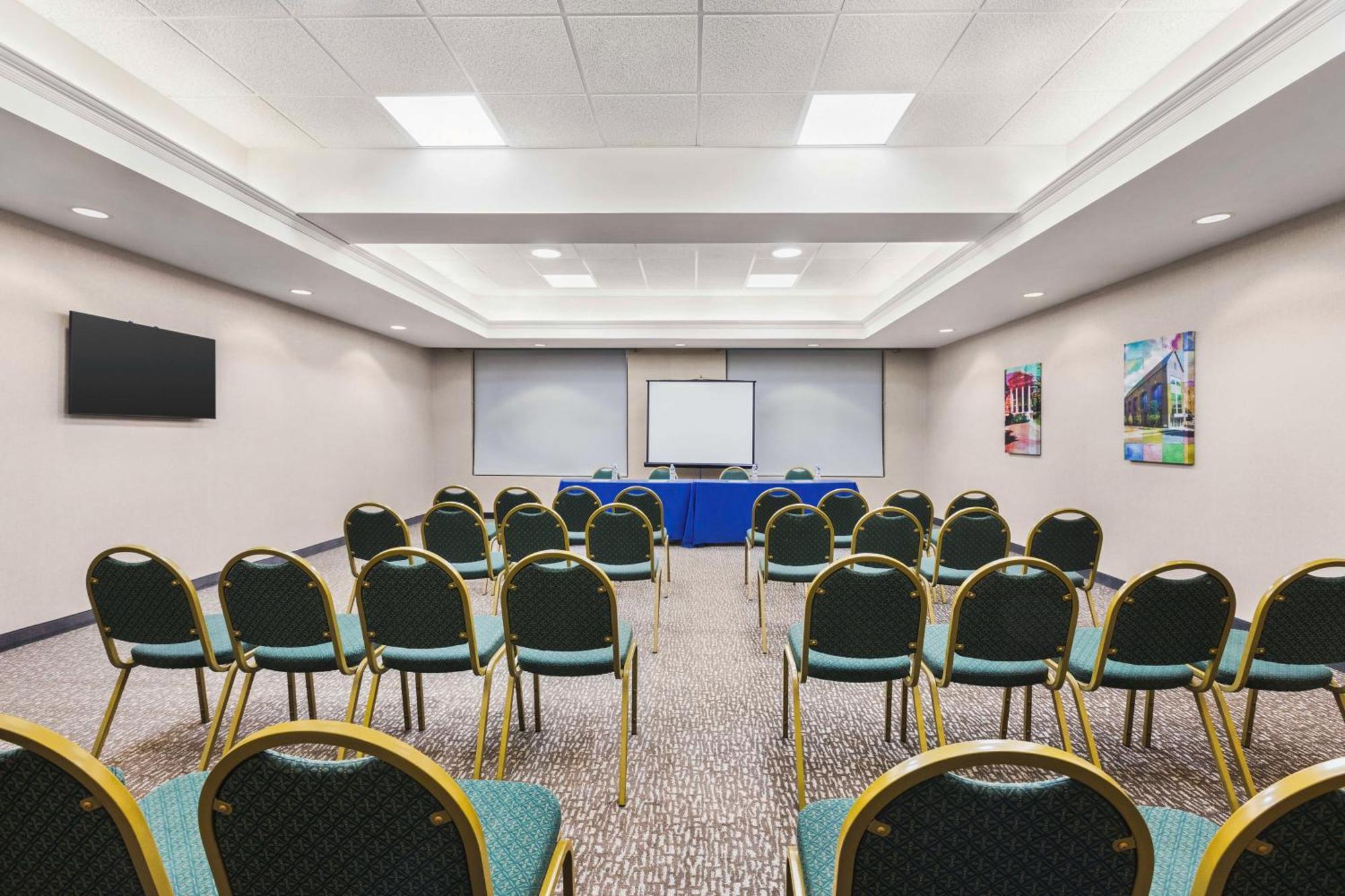 Hampton Inn Quakertown Zewnętrze zdjęcie